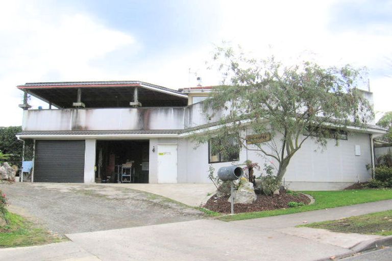 Photo of property in 28 Heatherlea Heights, Feilding, 4702