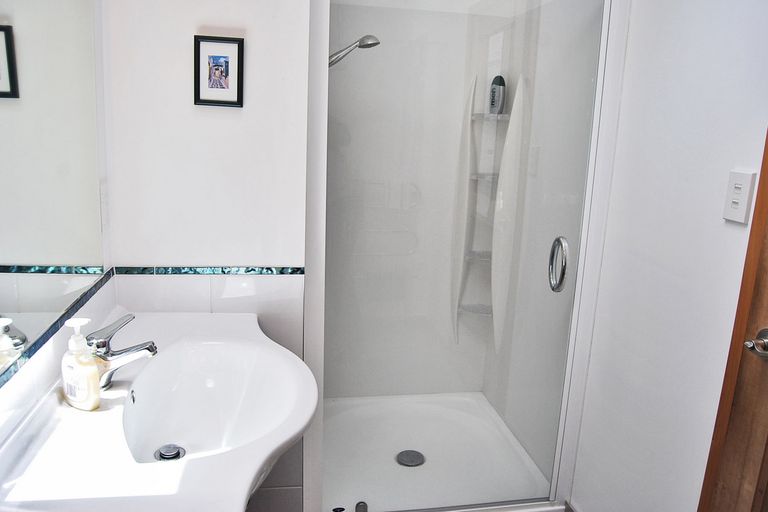 Photo of property in 87 Hurndall Street East, Maungaturoto, 0520