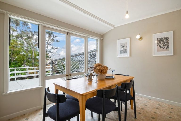 Photo of property in 1/95 Sylvan Avenue, Northcote, Auckland, 0627