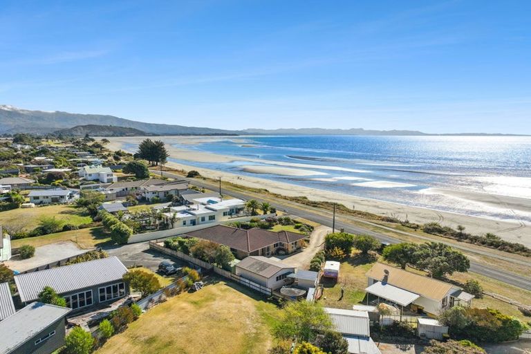 Photo of property in 15 Selwyn Street, Pohara, Takaka, 7183