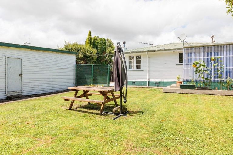 Photo of property in 50 Huxley Street, Pahiatua, 4910
