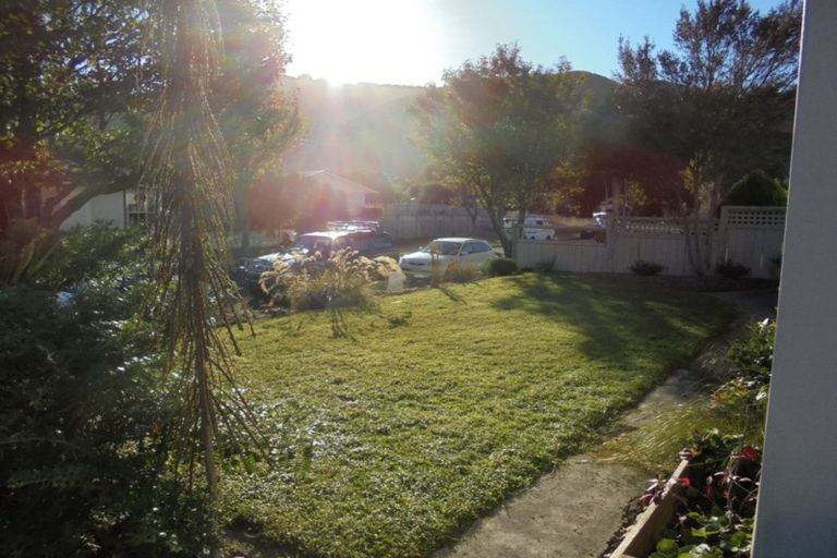 Photo of property in 24 Delaware Grove, Totara Park, Upper Hutt, 5018