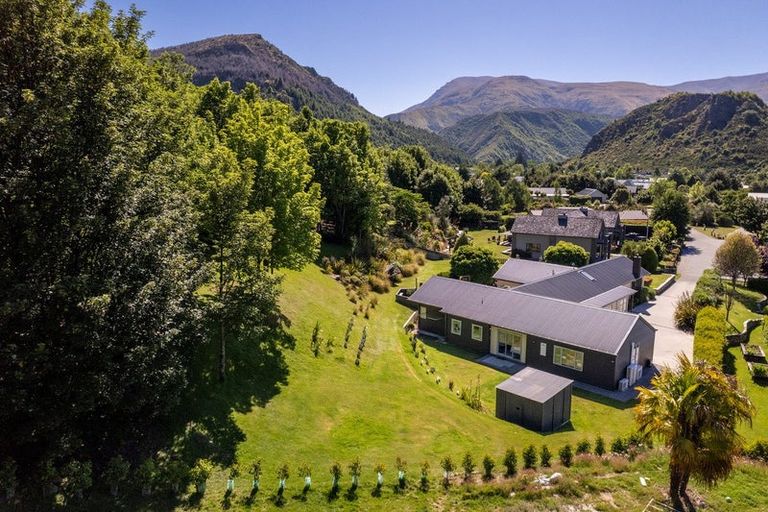 Photo of property in Butel Park, 6 Mace Lane, Arrowtown, 9302