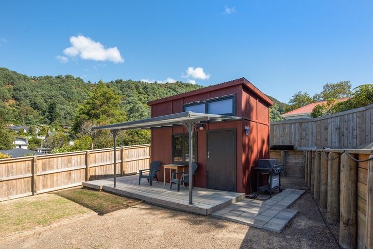 Photo of property in 37a Wairau Road, Picton, 7220