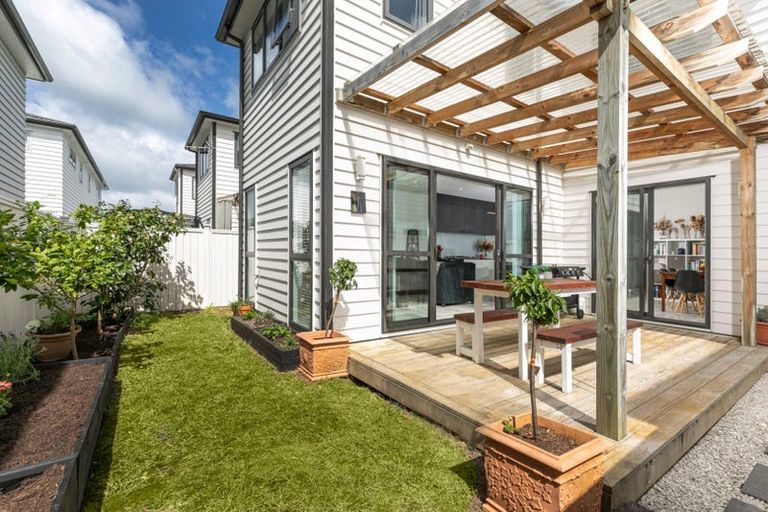Photo of property in 7 Cicada Road, Hobsonville, Auckland, 0616
