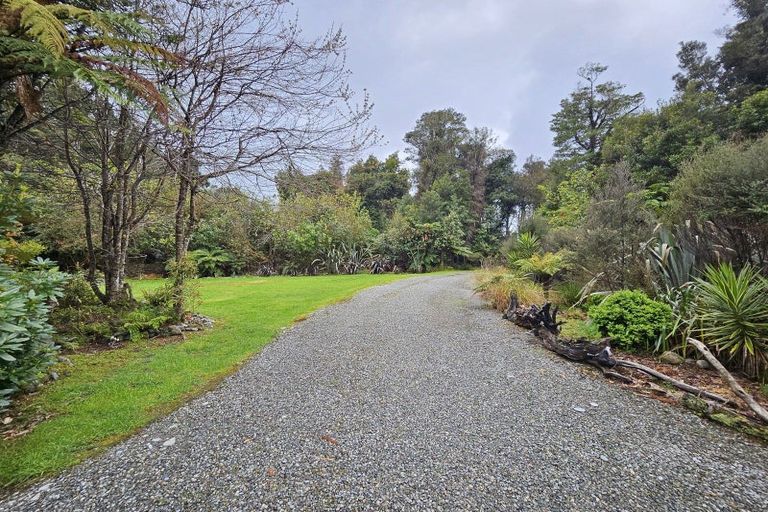 Photo of property in 233 Taramakau Highway, Kumara Junction, Kumara, 7875