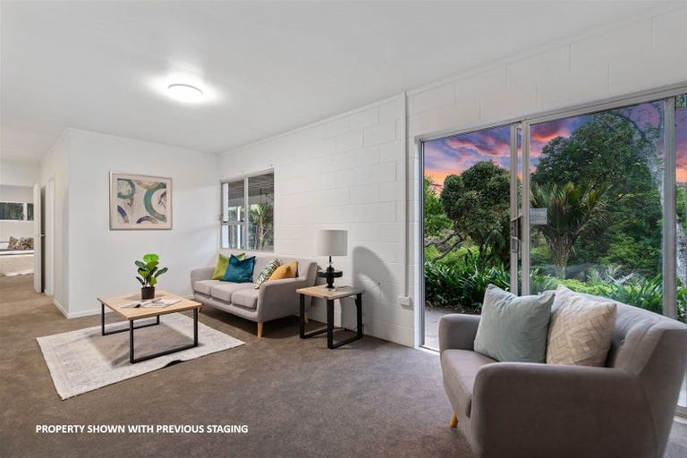 Photo of property in 13 Sandford Street, Campbells Bay, Auckland, 0630