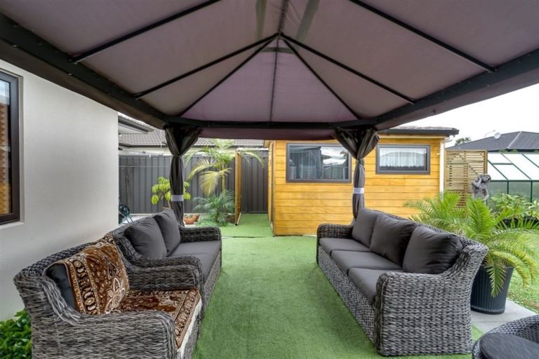 Photo of property in 12 Waitaki Way, Poraiti, Napier, 4112