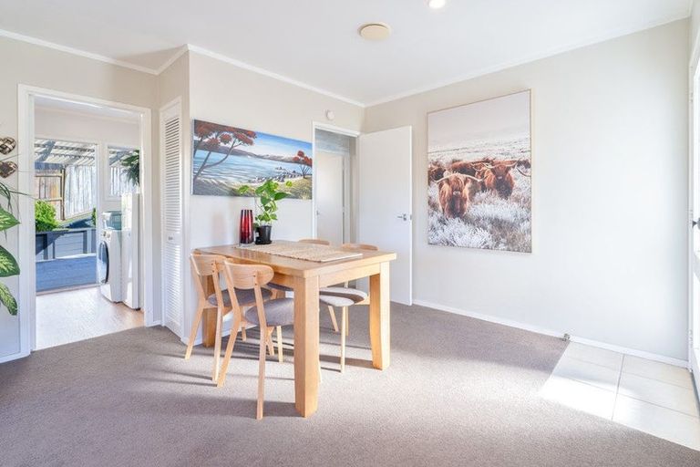 Photo of property in 329 Triangle Road, Massey, Auckland, 0614