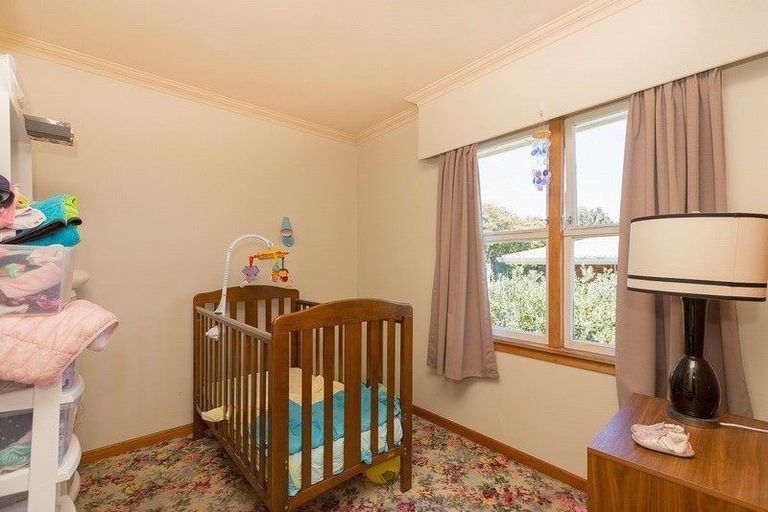 Photo of property in 87d Pioneer Road, Moturoa, New Plymouth, 4310