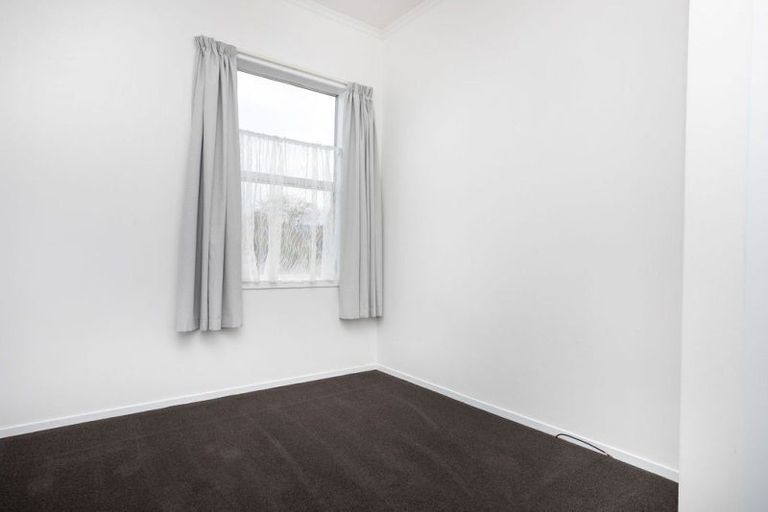 Photo of property in 27 Hospital Street, Dannevirke, 4930