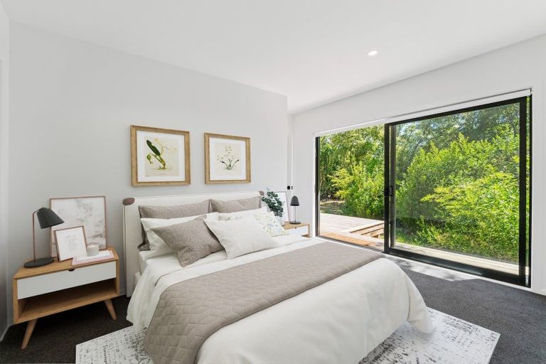 Photo of property in 24 Parawera Drive, Acacia Bay, Taupo, 3330