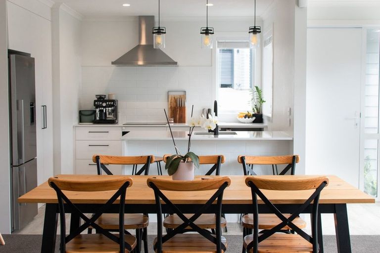 Photo of property in 11 Massee Way, Te Puke, 3119