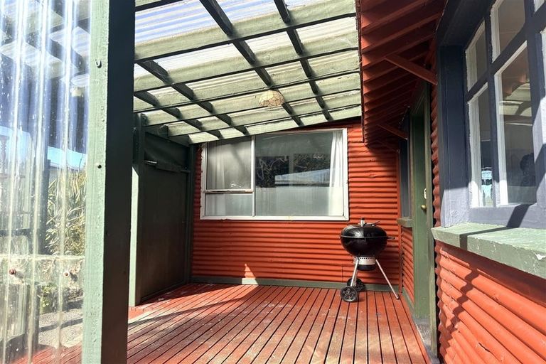 Photo of property in 16 Pitt Street, Runanga, 7803