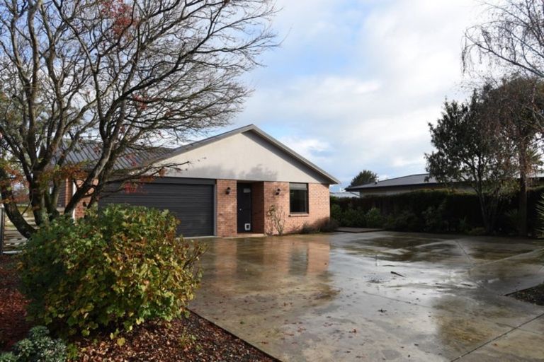 Photo of property in 32 Park Street, Winton, 9720