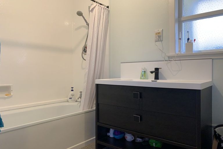 Photo of property in 17-19 Stevenson Street, Balclutha, 9230