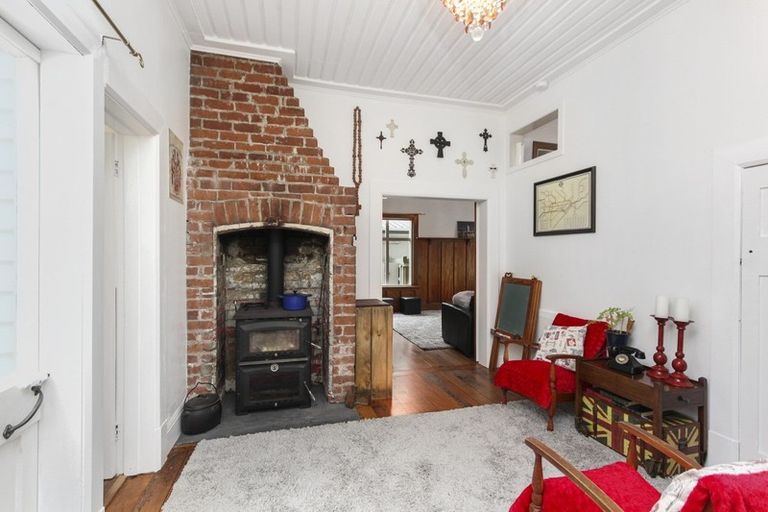 Photo of property in 55 Vivian Street, New Plymouth, 4310