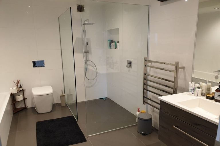 Photo of property in 82a Madras Street, Khandallah, Wellington, 6035