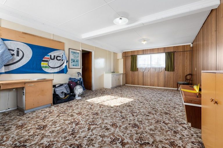 Photo of property in 16 Burn Street, Levin, 5510