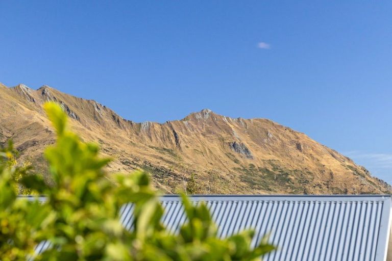 Photo of property in 87a Roche Street, Wanaka, 9305