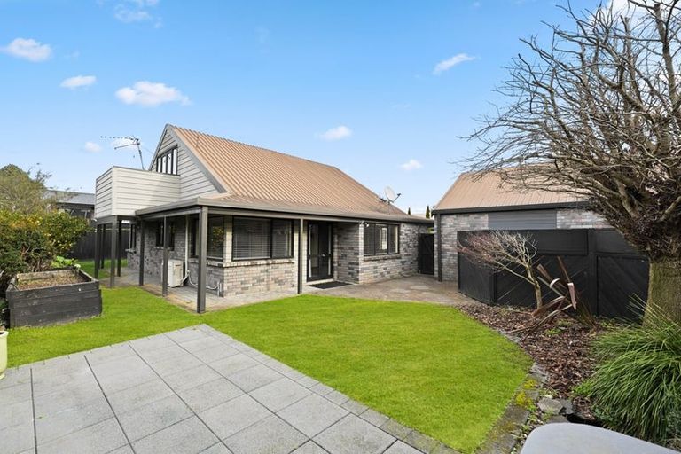 Photo of property in 32a Ashley Street, St Andrews, Hamilton, 3200