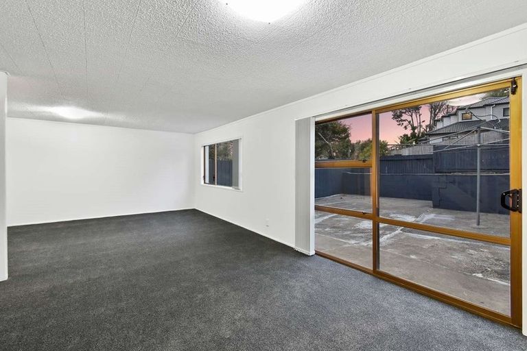 Photo of property in 5/108 Station Road, Papatoetoe, Auckland, 2025