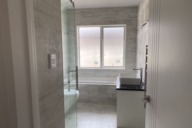 Photo of property in 5 Darley Way, Papakura, 2110