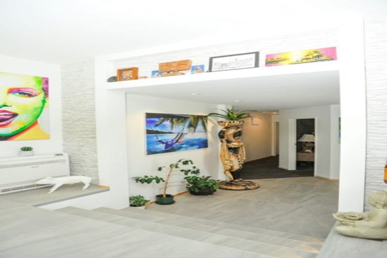 Photo of property in 2 Te Ara Crescent, Diamond Harbour, Lyttelton, 8971