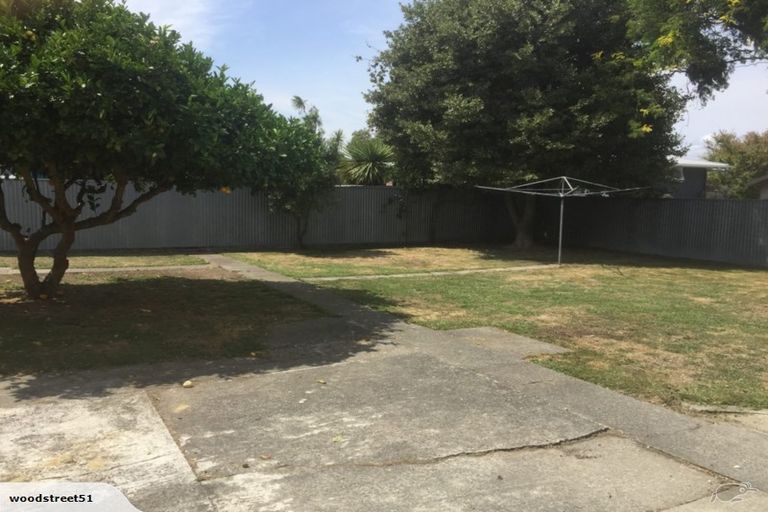 Photo of property in 51 Wood Street, Takaro, Palmerston North, 4410