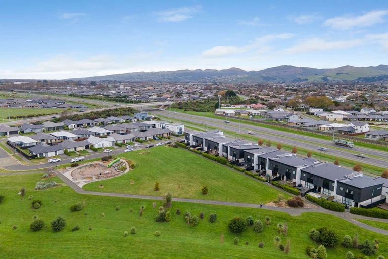 Photo of property in 20 Brian Keogh Lane, Wigram, Christchurch, 8025