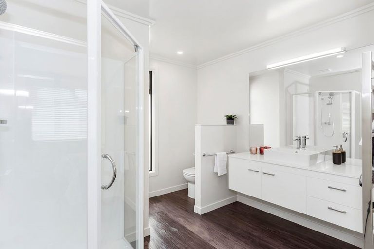 Photo of property in 101a Awataha Crescent, Pyes Pa, Tauranga, 3110