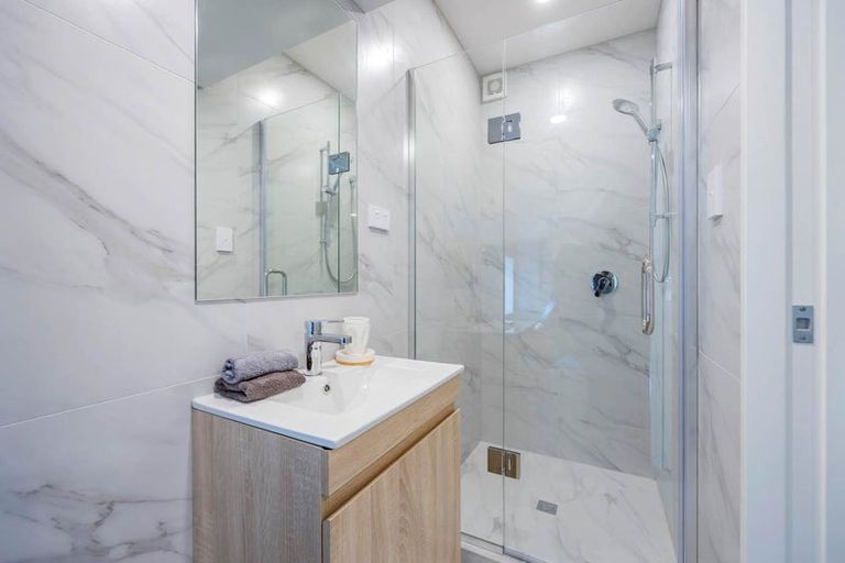 Photo of property in 6/18 Ludlow Terrace, Totara Vale, Auckland, 0627