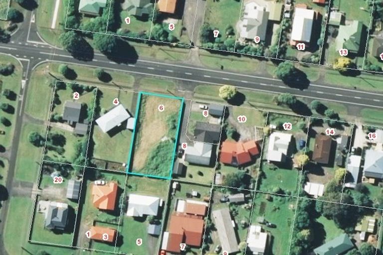 Photo of property in 6 South Road, Manaia, 4612