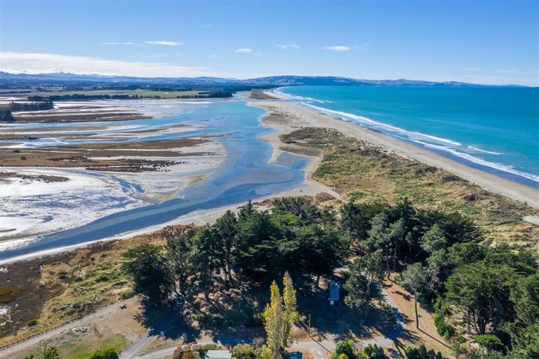 Photo of property in 88 Queens Avenue, Waikuku Beach, 7402