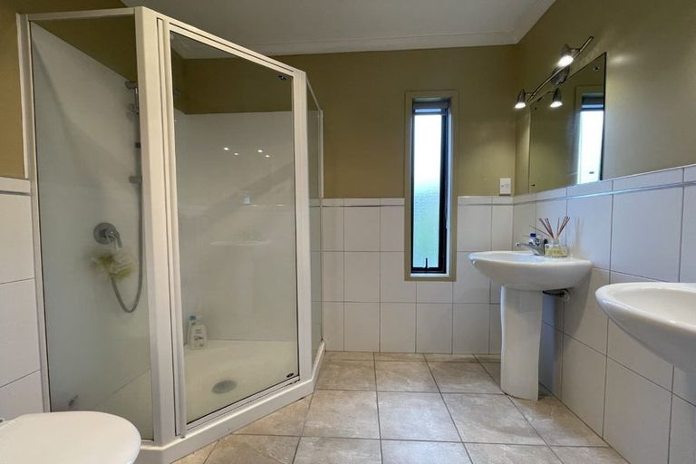 Photo of property in 54 Kristin Lane, Albany, Auckland, 0632