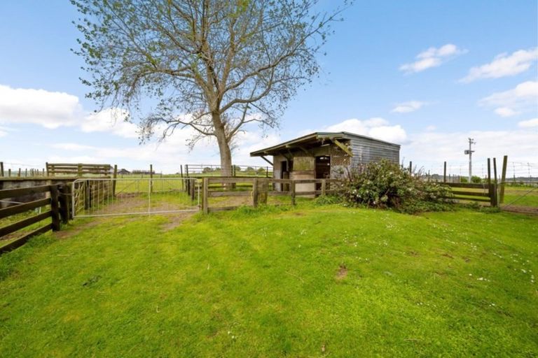 Photo of property in 389 Hursthouse Road, Tarurutangi, Inglewood, 4389