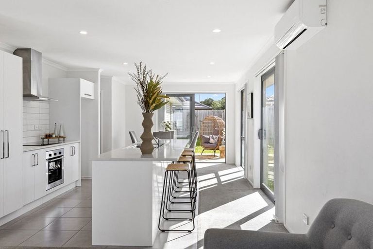 Photo of property in 11 Parton Road, Pukekohe, 2120