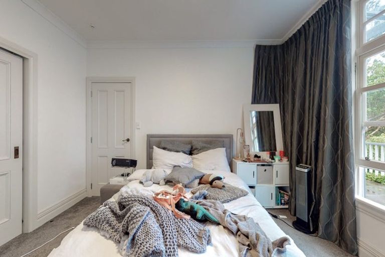 Photo of property in 44 Aurora Terrace, Kelburn, Wellington, 6012