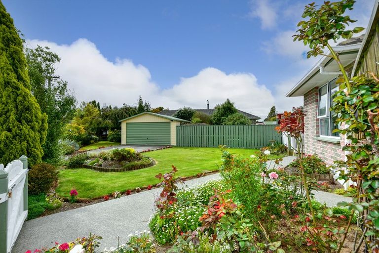 Photo of property in 7 Marshwood Place, Sockburn, Christchurch, 8042