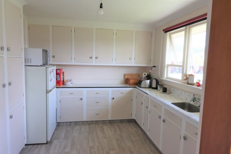 Photo of property in 14 Opie Street, Waimate, 7924