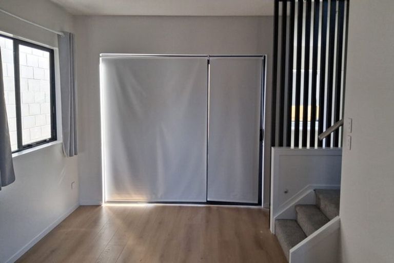 Photo of property in 3 Vanbrugh Place, Bucklands Beach, Auckland, 2014