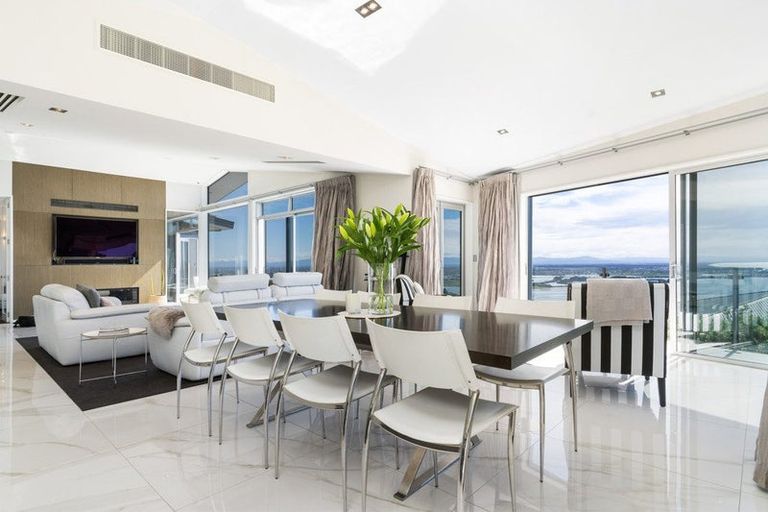 Photo of property in 1 Ti Kouka Eco Lane, Redcliffs, Christchurch, 8081