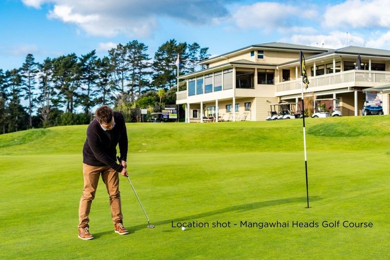 Photo of property in 12 Devon Street, Mangawhai Heads, Mangawhai, 0505