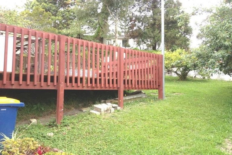 Photo of property in 5 Garner Place, Glenfield, Auckland, 0629