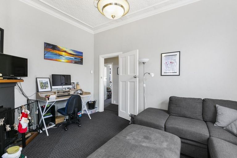 Photo of property in 59 Oxford Street, South Dunedin, Dunedin, 9012