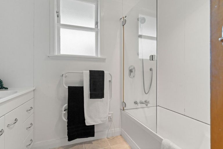 Photo of property in 7 Madden Place, Solway, Masterton, 5810