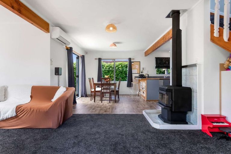 Photo of property in 63a Robinson Avenue, Holdens Bay, Rotorua, 3010