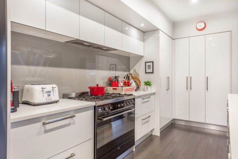 Photo of property in 18 Bree Place, Flagstaff, Hamilton, 3210