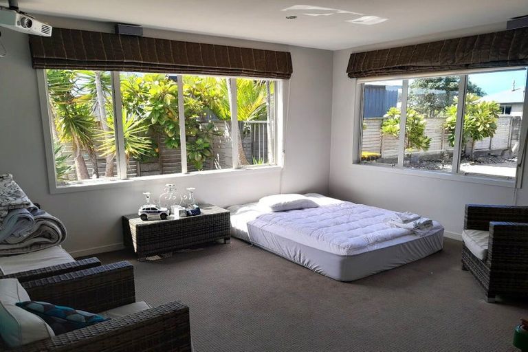 Photo of property in 128 Harbour Drive, Matarangi, Whitianga, 3592