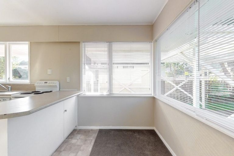 Photo of property in 1009 High Street, Avalon, Lower Hutt, 5011